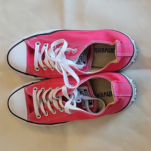 Converse Chuck Taylor - Picture 2 of 7